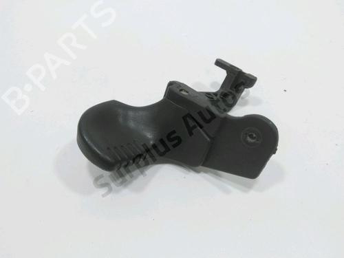 front-left-exterior-door-handle-renault-twingo-i-c06_-1993-1994-1995-1996-1997-1998-1999-2000-2001-2002-2003-2004-2005-2006-2007-2008-2009-2010-2011-2012-31845965 main image