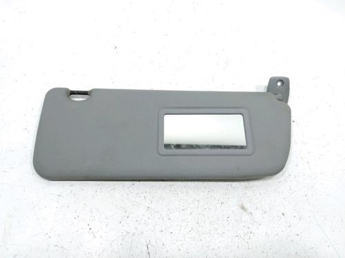 Used Right sun visor Right sun visor 31002428 31002428