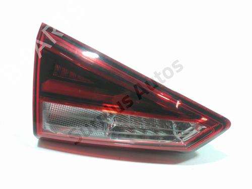 Achterlicht kofferdeksel achterklep links SEAT ARONA (KJ7, KJP) 1.0 TSI (116 hp) 30633197