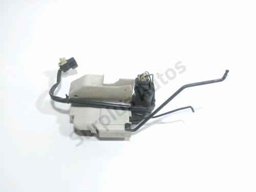 Fechadura frente esquerda HYUNDAI GETZ (TB) 1.5 CRDi (88 hp) 28248484