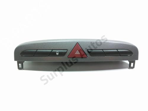 Used Warning switch PEUGEOT 308 I (4A_, 4C_) 1.6 HDi (109 hp) 28229519