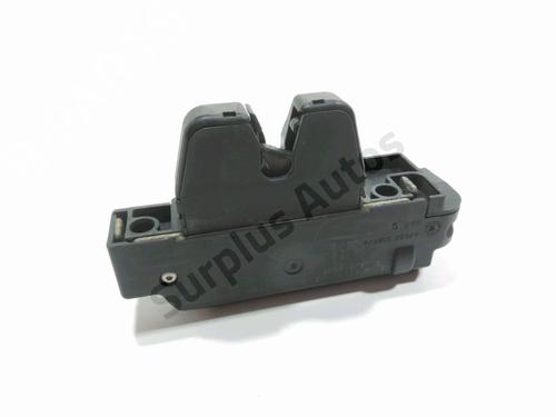 Tailgate lock PEUGEOT 407 (6D_) 2.0 HDi 135 (6DRHRH, 6DRHRE, 6DRHRG, 6DRHRJ) | BP28260918C101