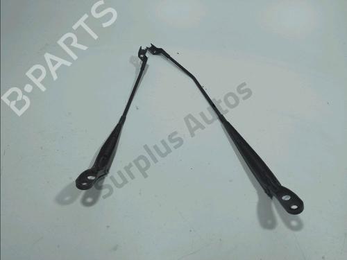 front-windshield-wiper-arm-peugeot-2008-i-cu_-2013-30585102 main image