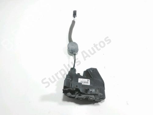rear-left-lock-renault-megane-iv-hatchback-b9amn_-2015-30843263 main image