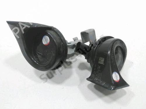Used Horn VW POLO VI (AW1, BZ1, AE1) 1.0 TSI (95 hp) 30986304