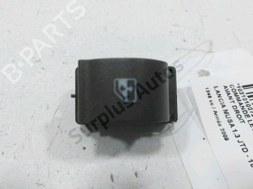 Used Right front window switch LANCIA MUSA (350_) 1.3 D Multijet (350.AXG11, 350.AXG1A) (90 hp) 30994483