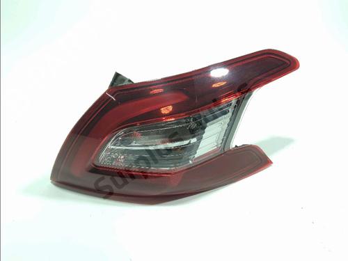 Used Right taillight Right taillight PEUGEOT 308 II (LB_, LP_, LW_, LH_, L3_) 2.0 BlueHDi 150 (150 hp) 33034864 33034864