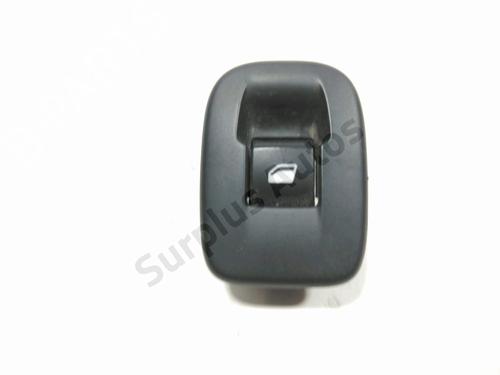 Venstre bagtil elrude kontakt Venstre bagtil elrude kontakt PEUGEOT 2008 I (CU_) 1.6 HDi (114 hp) 37292240 37292240