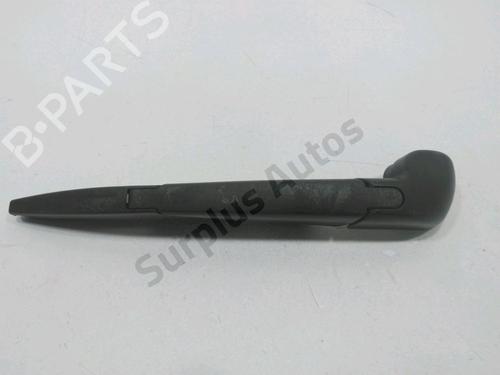 Used Rear windshield wiper arm TOYOTA URBAN CRUISER (_P1_) 1.4 D-4D (NLP110_, NLP110R) (90 hp) 31007431