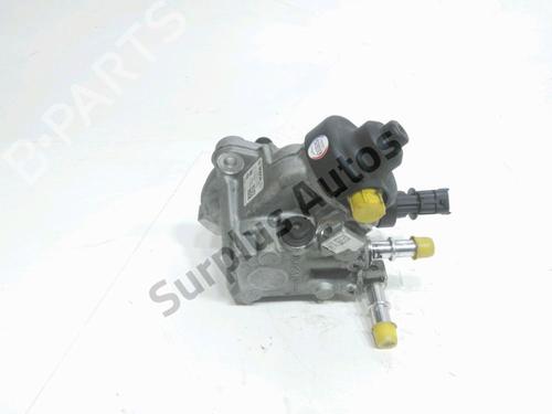 Used Injection pump HYUNDAI TUCSON (TL, TLE) 2.0 CRDi All-wheel Drive (185 hp) 32131445