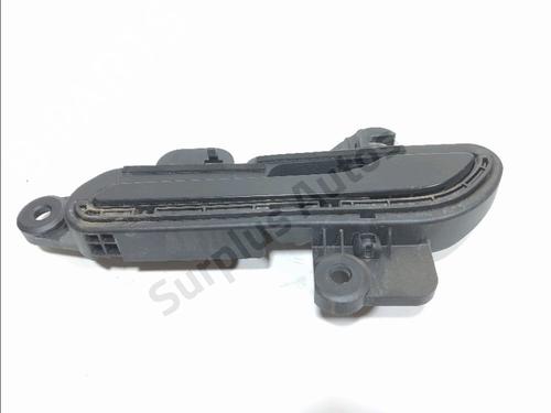 front-left-exterior-door-handle-tesla-model-y-5yjy-2019-36660997 main image