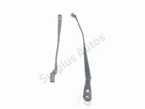 Used Front windshield wiper arm FORD KA+ III (UK, FK) 1.2 (85 hp) 28272045