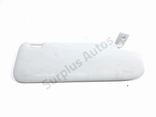 left-sun-visor-fiat-500e-332_-2020-37786134 main image