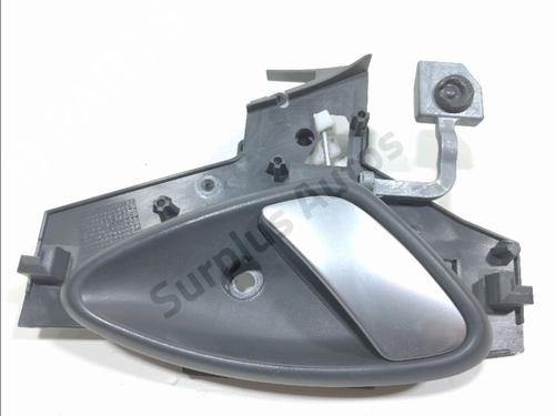 Used Front right interior door handle Front right interior door handle 36946683 36946683