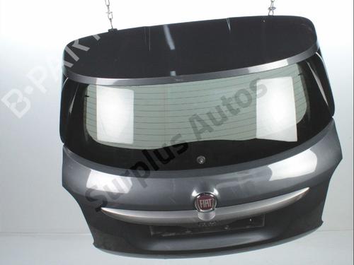 tailgate-fiat-500x-334_-2014-35941835 main image