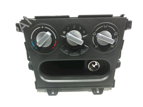 Used Climate control Climate control 28227632 28227632