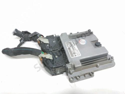 Used Engine control unit (ECU) PEUGEOT 308 II (LB_, LP_, LW_, LH_, L3_) 1.6 BlueHDi 120 (120 hp) 28616852