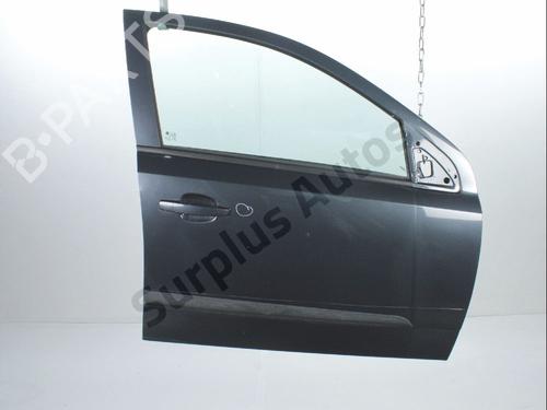 Used Right front door Right front door 37775459 37775459