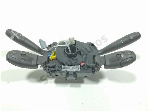 steering-wheel-controls-citroen-c3-picasso-sh_-2008-35941504 main image