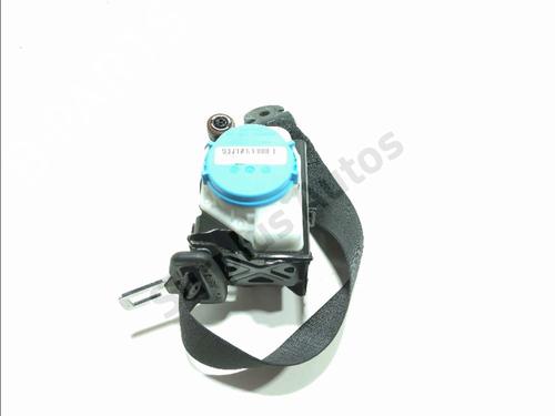 Used Rear right belt tensioner Rear right belt tensioner MERCEDES-BENZ CLA Coupe (C117) CLA 220 CDI / d (117.303) (177 hp) 33903881 33903881