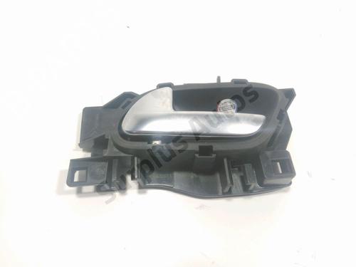 Used Front left interior door handle PEUGEOT 208 I (CA_, CC_) 1.6 HDi (92 hp) 30450148
