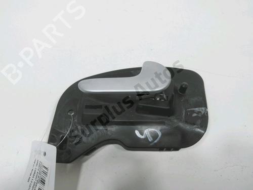 Used Front right interior door handle Front right interior door handle 37775017 37775017