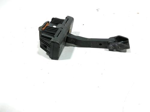 Used Hinge/Door check strap Hinge/Door check strap 37777848 37777848
