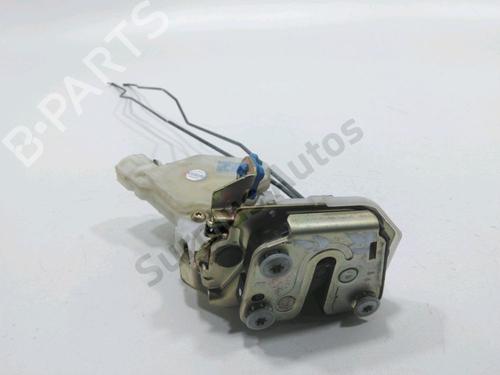 Used Rear left lock NISSAN X-TRAIL I (T30) 2.2 dCi 4x4 (136 hp) 31000422