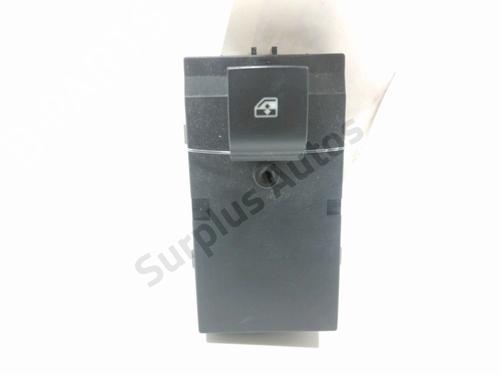 Used Right front window switch RENAULT SCÉNIC I MPV (JA0/1_, FA0_) 1.9 dCi RX4 (102 hp) 30994108