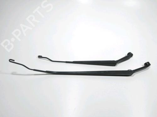 Used Front windshield wiper arm Front windshield wiper arm 28271789 28271789