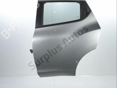 Używane Drzwi tylne lewe NISSAN JUKE (F15) 1.2 DIG-T (115 hp) 30769154