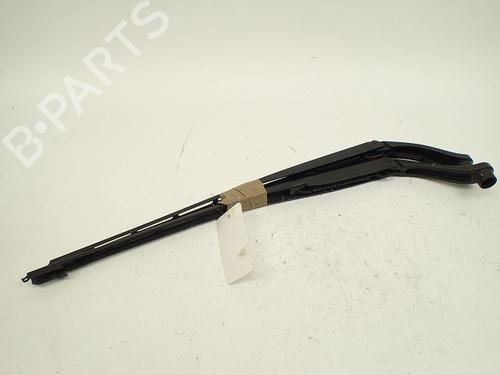 Used Front windshield wiper arm Front windshield wiper arm 37789743 37789743