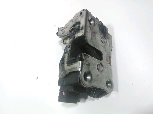 front-right-lock-dacia-lodgy-js_-2012-28246944 main image