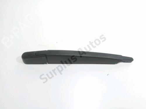 Used Rear windshield wiper arm PEUGEOT 1007 (KM_) 1.4 HDi (68 hp) 28271449