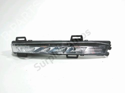 Used Left daytime light Left daytime light 39491390 39491390