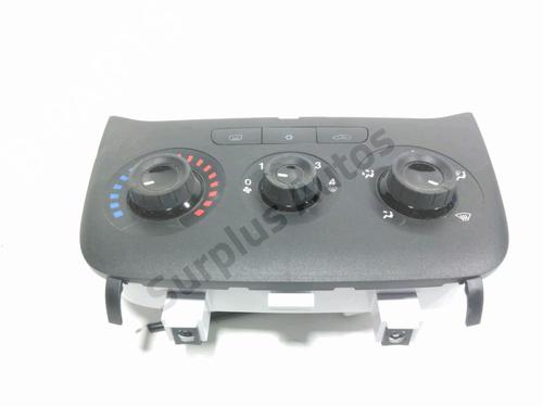 Used Climate control Climate control FIAT PUNTO (199_) 1.4 (199AXB1A, 199BXB1A, 199BXB11, 199AXB11) (78 hp) 39765159 39765159