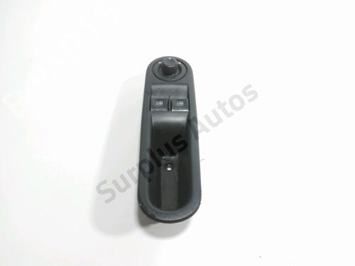 Used Left front window switch RENAULT TWINGO III (BCM_, BCA_) 1.0 SCe 70 (BCMB) (69 hp) 28249539
