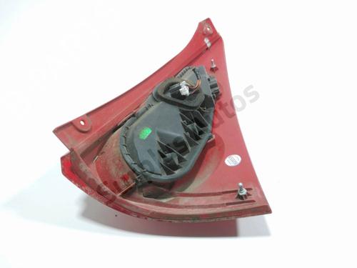 Left taillight PEUGEOT 107 (PM_, PN_) 1.0 | BP28270210C34 