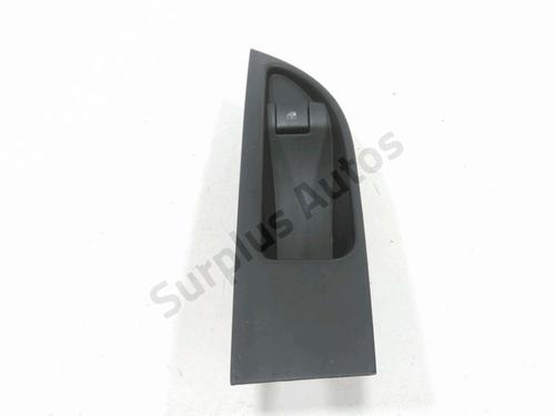 Used Left rear window switch Left rear window switch 31000563 31000563