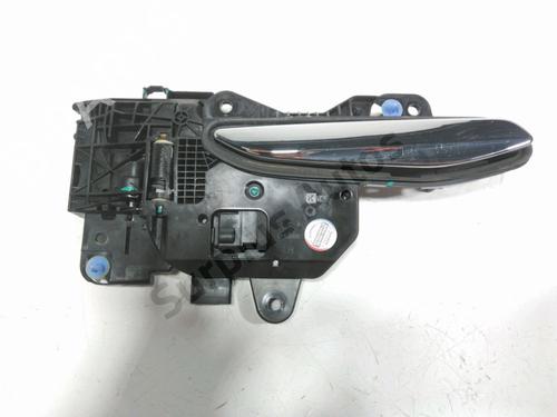 rear-left-exterior-door-handle-ds-ds-3-ds-3-crossback-ur_-uc_-uj_-2018-34338438 main image