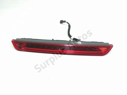 Used Third brake light PEUGEOT 2008 II (UD_, US_, UY_, UJ_, UR_, UC_) e-2008 (UKZKXZ) (136 hp) 29008629
