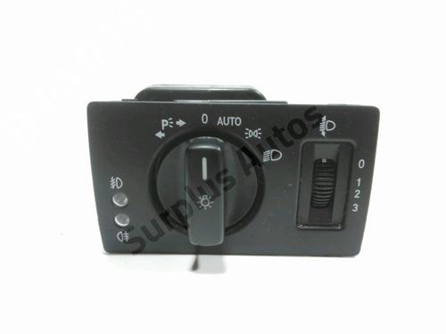Used Headlight switch MERCEDES-BENZ B-CLASS Sports Tourer (W245) B 180 CDI (245.207) (109 hp) 28228682