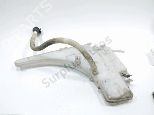 windscreen-washer-tank-bmw-3-touring-e91-2004-2005-2006-2007-2008-2009-2010-2011-2012-31008829 main image