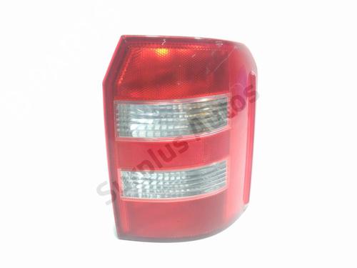 right-taillight-audi-a2-8z0-2000-2001-2002-2003-2004-2005-37788416 main image