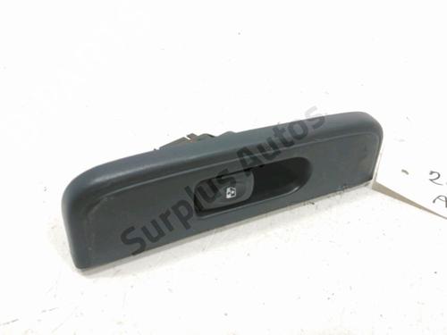 Used Right front window switch RENAULT CLIO II (BB_, CB_) 1.2 (BB0A, BB0F, BB10, BB1K, BB28, BB2D, BB2H, CB0A,... (58 hp) 30994353
