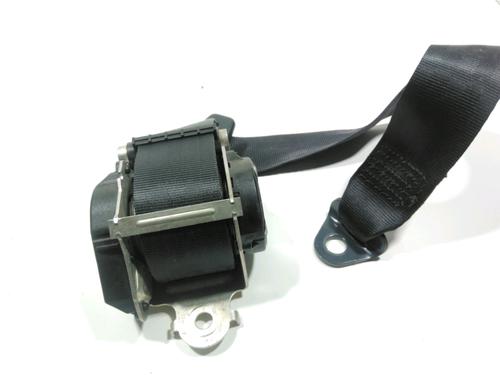 Used Rear left seatbelt Rear left seatbelt 28233902 28233902