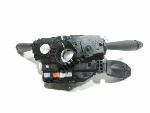 Steering wheel controls PEUGEOT 208 I (CA_, CC_) 1.2 VTI 82 | BP32334454E15