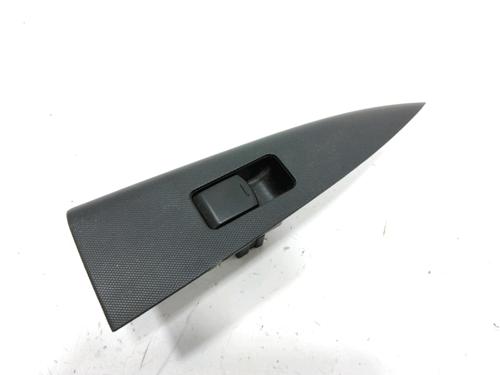 Used Right rear window switch Right rear window switch 37778319 37778319