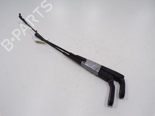 Used Front windshield wiper arm Front windshield wiper arm 31007545 31007545