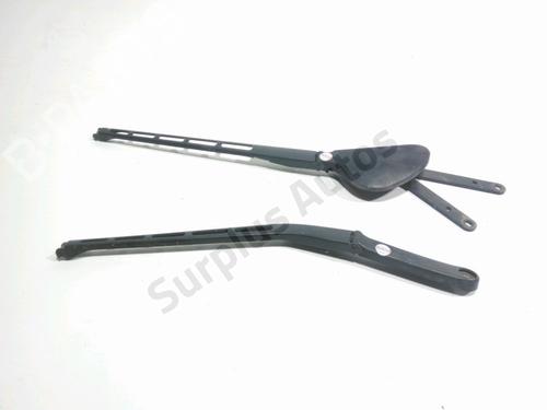 Used Front windshield wiper arm Front windshield wiper arm 38743600 38743600
